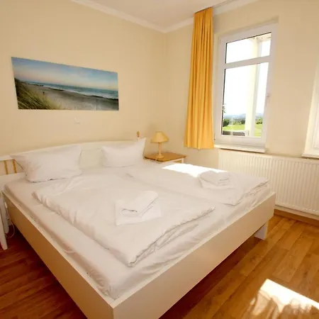 Terrasse, Gratis Nutzung Vom Ahoi Erlebnisbad Und Sauna In Sellin - Meeresblick 44 Apartament Goehren (Ruegen)